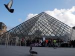 Louvre zostal pre štrajk odborárov zavretý, centrála CFDT bola terčom útoku