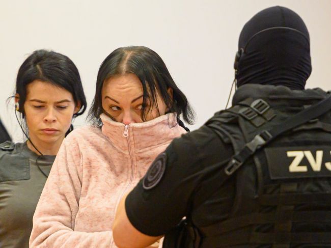 Prokurátor ÚŠP podal obžalobu na Alenu Zsuzosvú aj v prípade vraždy exprimátora