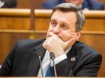 SNS si vie v novej vláde predstaviť Smer-SD, Most-Híd a KDH
