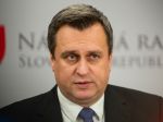 Politici reagovali na komunikáciu medzi Andrejom Dankom a Alenou Zsuzsovou