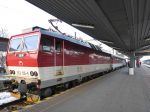 Vlaky smerujúce z aj do Bratislavy meškajú aj hodinu