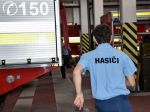 Hasiči zasahovali pri hromadnej nehode piatich vozidiel