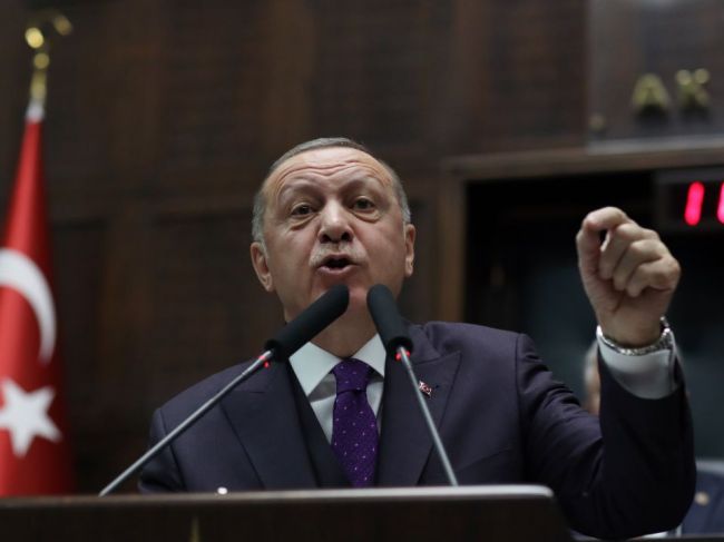 Erdogan: Za útoky na tureckých vojakov Sýria "zaplatí"