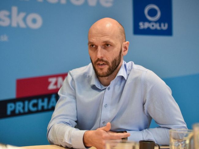 Michal Truban podal podnet na ÚVO pre dodatky k zmluve o správe portálu slovensko.sk