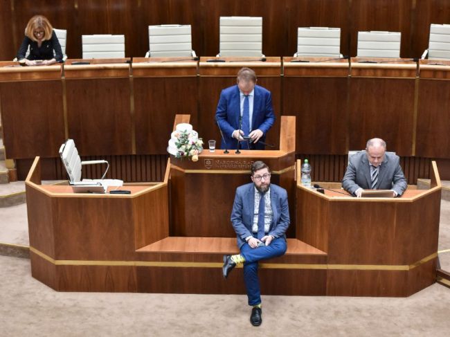 Andrej Danko opätovne prerušil rokovanie parlamentu