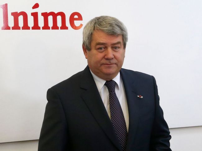 Podpredsedu snemovne Parlamentu ČR previezli do nemocnice s podozrením na infarkt