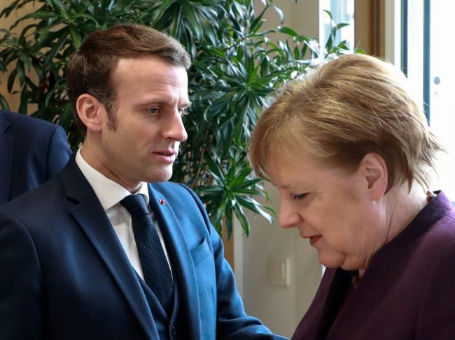 Merkelová a Macron chcú s Putinom a Erdoganom riešiť situáciu v Sýrii