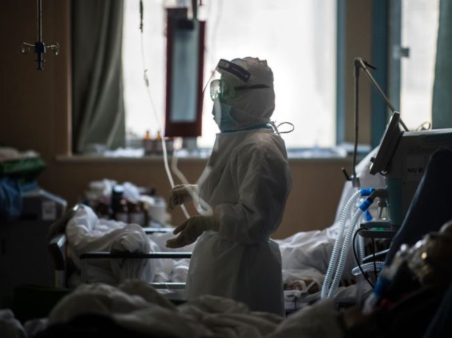 Čína oznámila ďalších 150 úmrtí na koronavírus