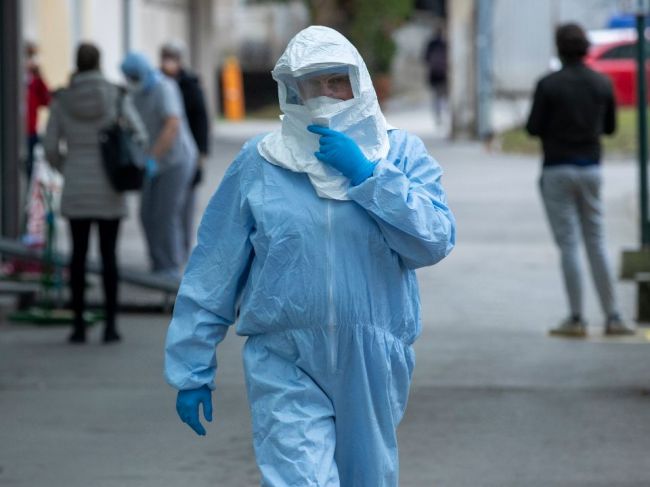 Vlády po rozšírení vírusu v Taliansku pristúpili k preventívnym opatreniam