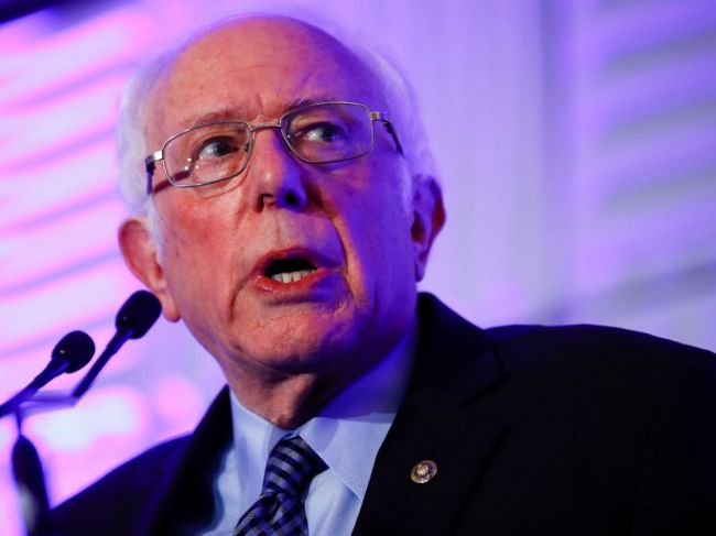 Sanders: Ak ma zvolia, zvážim presťahovanie ambasády USA naspäť do Tel Avivu