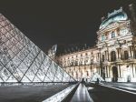Obavy z koronavírusu si vynútili zatvorenie múzea Louvre