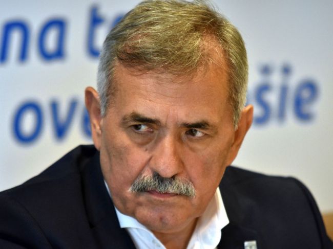 Do parlamentu boli zvolení aj viacerí primátori a starostovia