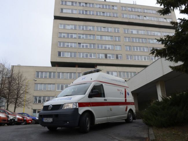 Na východe Slovenska hospitalizovali štyroch pacientov s podozrením na koronavírus