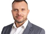 Zvolená poslankyňa z ĽSNS Danica Mikovčáková si neuplatní mandát, nastúpi Miroslav Suja