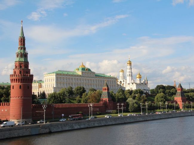 Moskva chce trestať ľudí, ktorí po návrate z rizikových miest odmietnu izoláciu