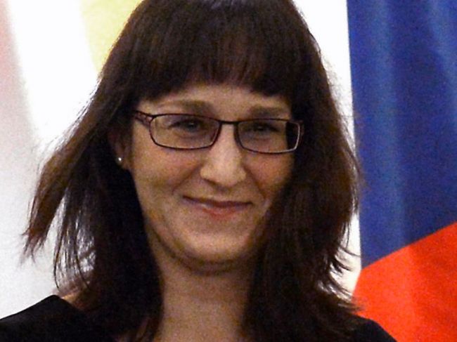 Česká vláda odvolala hlavnú hygieničku Gottvaldovú