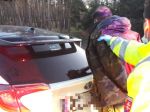 Maďarský vodič odmietol na hranici rešpektovať políciu, zaistili ho