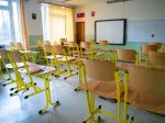 Učitelia si radia, ako učiť deti doma, sprístupnené sú aj vzdelávacie obsahy