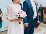 Ružomberok sprísnil preventívne opatrenia pri svadbách a pohreboch