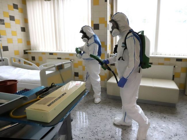 Pacientka zamlčala svoju anamnézu, museli uzatvoriť celé nemocničné oddelenie