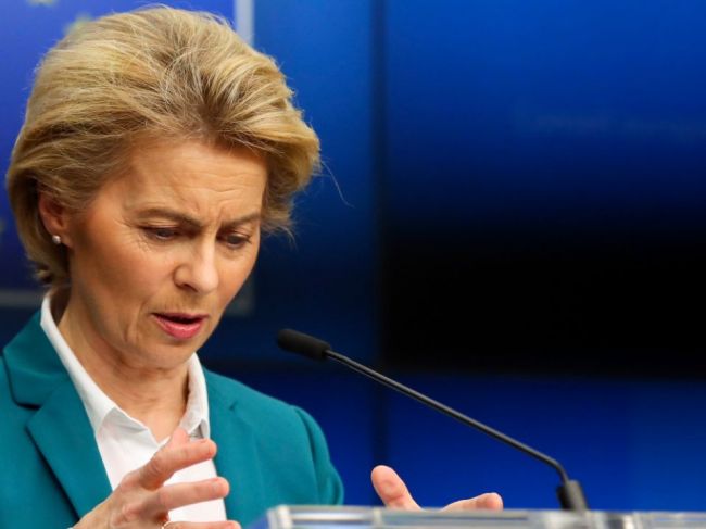 Von der Leyenová: Čína pošle EÚ viac než dva milióny ochranných masiek