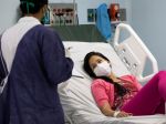 Koronavírus: Počet prípadov nakazenia prekročil 214.000, zomrelo 8700 ľudí