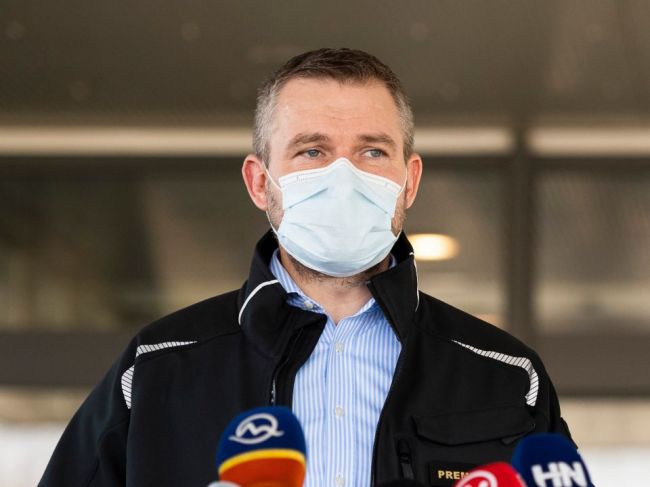 Premiér: Dôvodom úmrtia seniorky, pozitívne testovanej na koronavírus, bol infarkt
