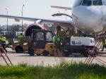 Na Slovensko dorazilo lietadlo so zdravotníckymi pomôckami z Číny