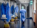 Z pražskej nemocnice utiekol pacient s koronavírusom