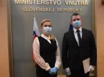 Exministerka Denisa Saková odovzdala rezort vnútra novému ministrovi Mikulcovi