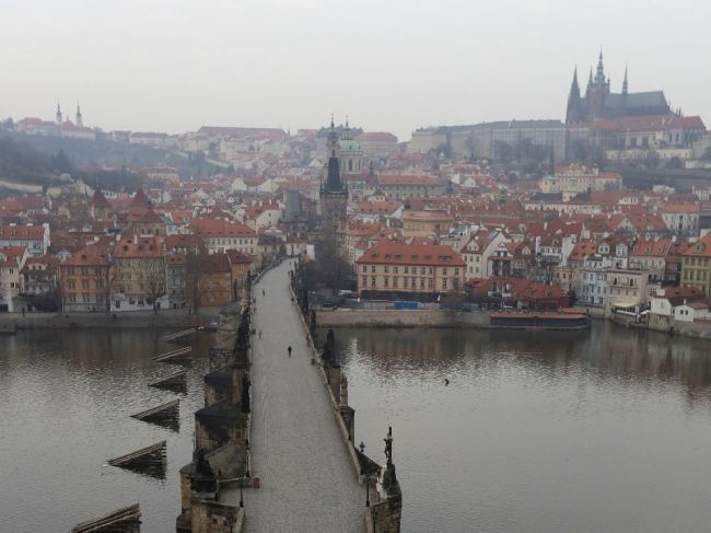 ČR má už viac ako 1000 prípadov nákazy koronavírusom