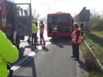 Polícia: Na diaľnici D2 horel autobus MHD