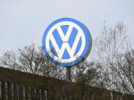 Väčšina tovární Volkswagenu bude zatvorená dva týždne, niekde aj tri