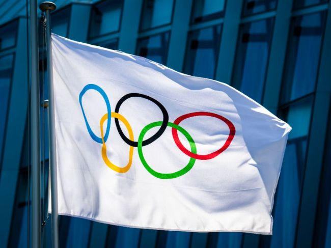 Olympiádu odložili o rok