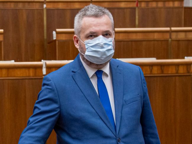 Dostál: Podmienky sprístupnenia údajov od operátorov pre ÚVZ sa upravia