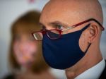Možno sa prejde od známkovania k slovnému hodnoteniu, pripustil minister školstva