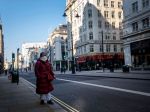 Británia hlási po prvý raz vyše 100 mŕtvych za jeden deň pre koronavírus