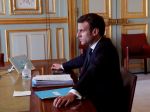 Macron: Kríza vyvolaná šírením koronavírusu ohrozuje európsky projekt a Schengen