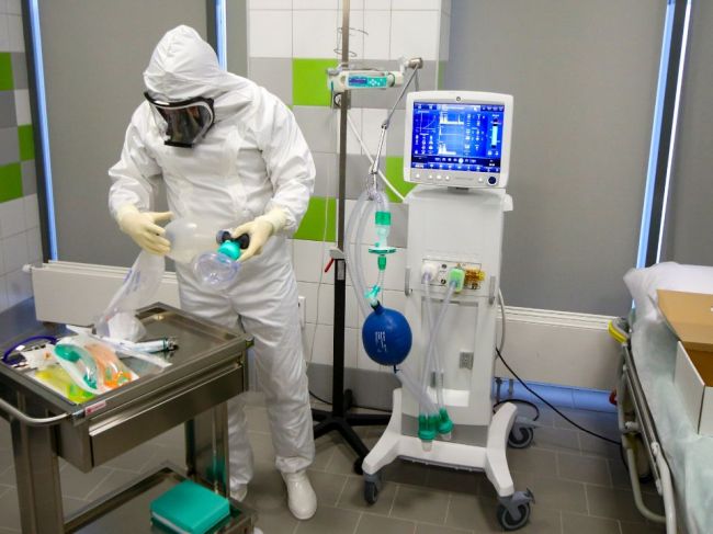 Rusko má už viac ako 1000 pozitívne testovaných, pracuje na vakcíne