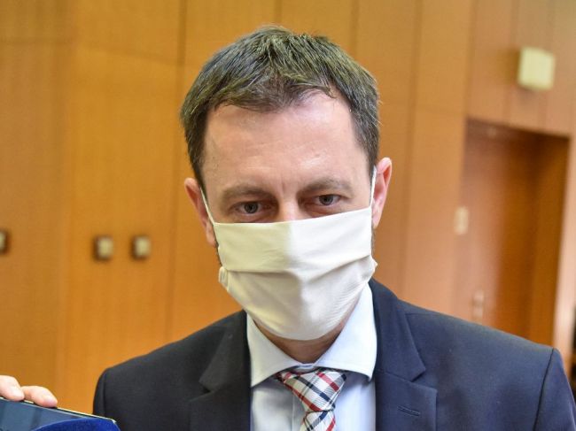Podľa Hegera myslí vláda i na to, ako po kríze naštartovať ekonomiku