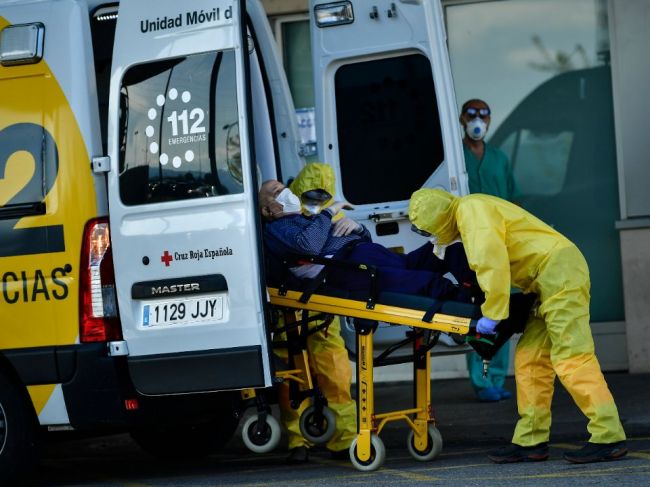Španielsko v počte nakazených prekonalo Čínu, zomrelo ďalších 812 ľudí