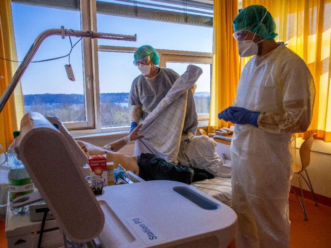 ŠÚKL neodporúča prerušiť pre COVID-19 liečbu vysokého krvného tlaku