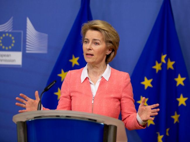 Európska komisia dá tri miliary eur na nástroj núdzovej podpory