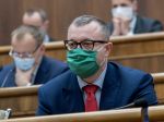 Zamestnávatelia a SZČO budú mať odklad splátok poistného o tri mesiace