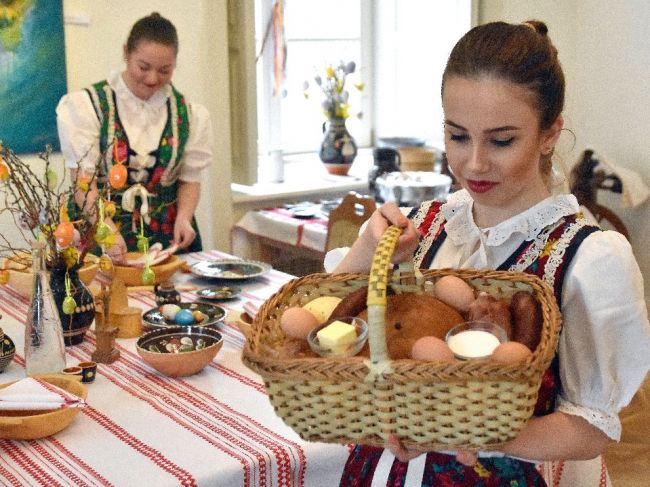 Kvetnou nedeľou vstupujú kresťania do Veľkého či Svätého týždňa