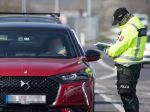 Policajné hliadky budú na hraniciach okresov i v mestách, výnimky treba doložiť