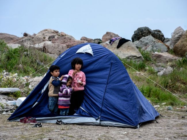 Nemecko prijme z gréckych utečeneckých táborov 50 maloletých bez sprievodu