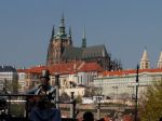 Česká Vláda plánuje po Veľkej noci otvoriť ďalšie obchody