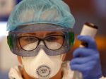 V Česku koronavírusová pandémia slabne, nakazených je najmenej za týždeň