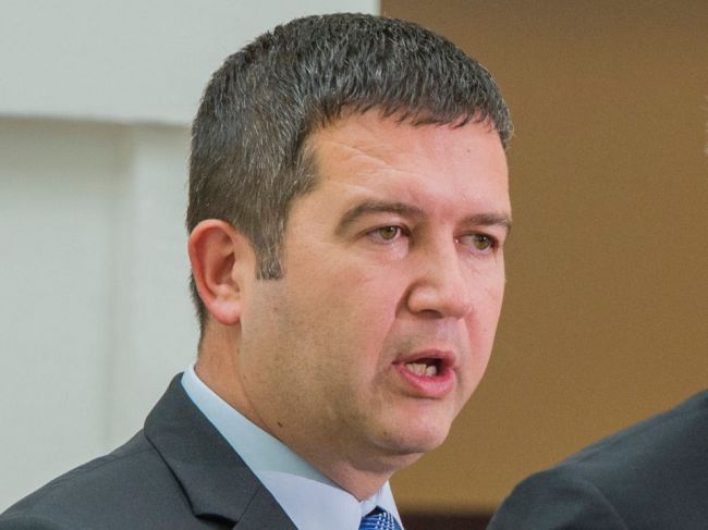 Česko uvoľní režim na hraniciach, pendlerom bude stačiť negatívny test